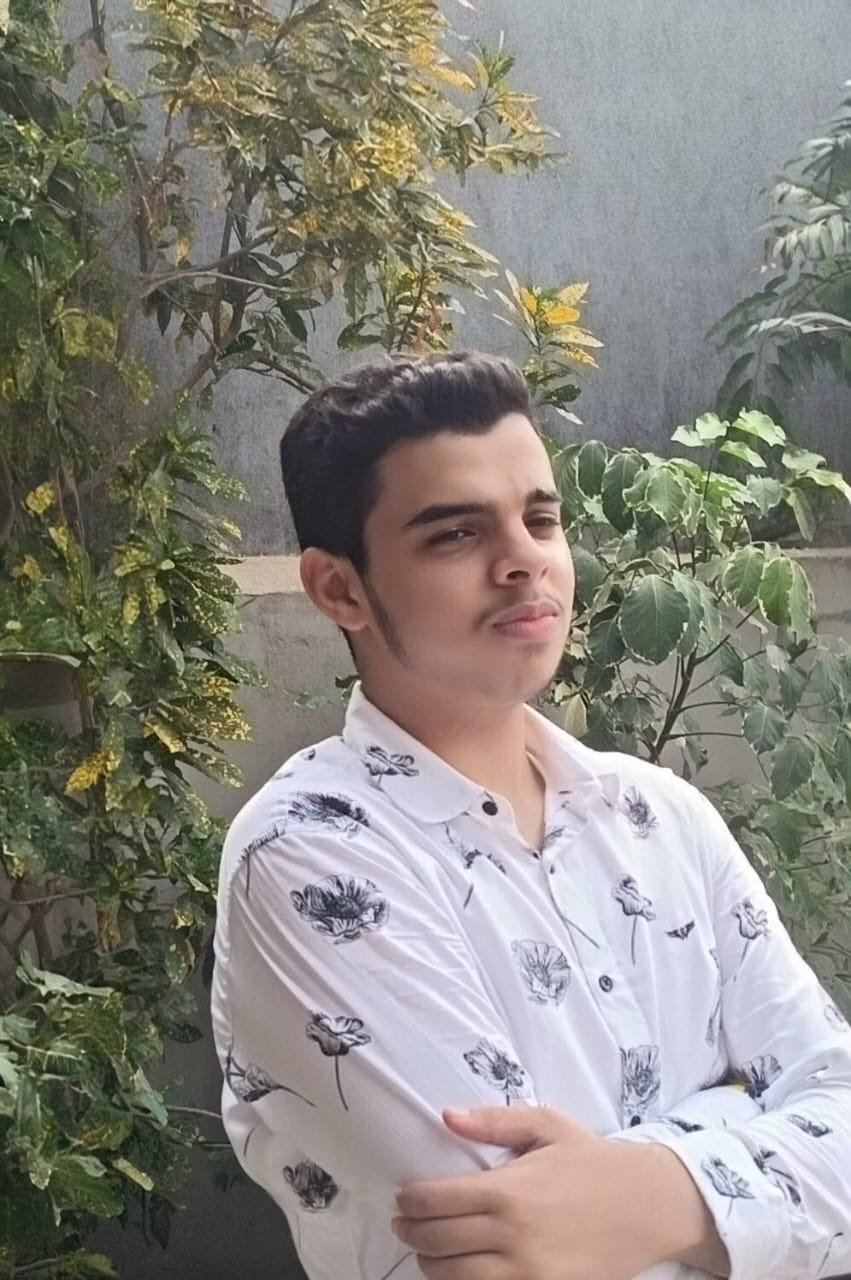 Ahmed Damda, Founder